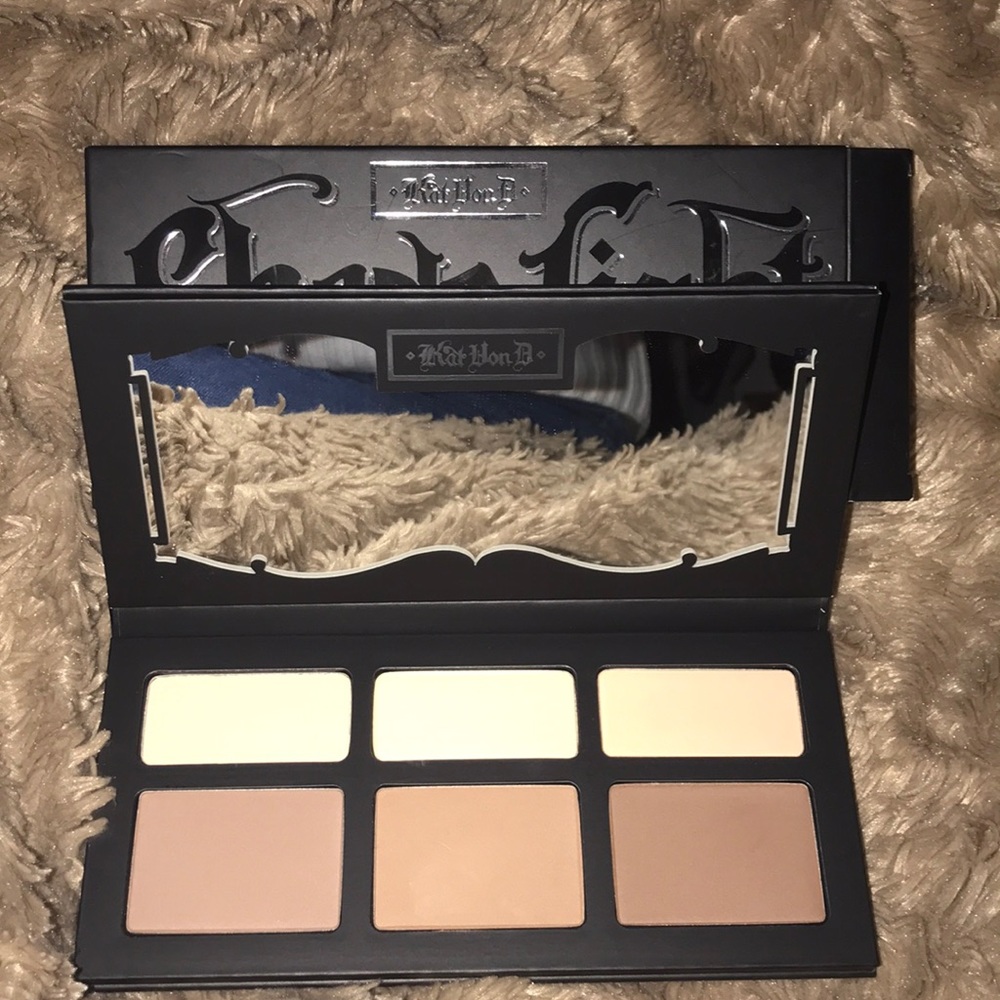 Kat Von D Contour Pallete