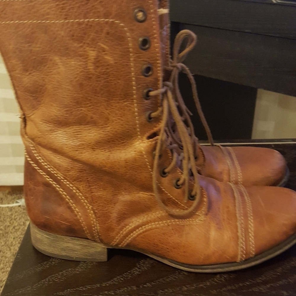 Steve Madden Combat Boot
