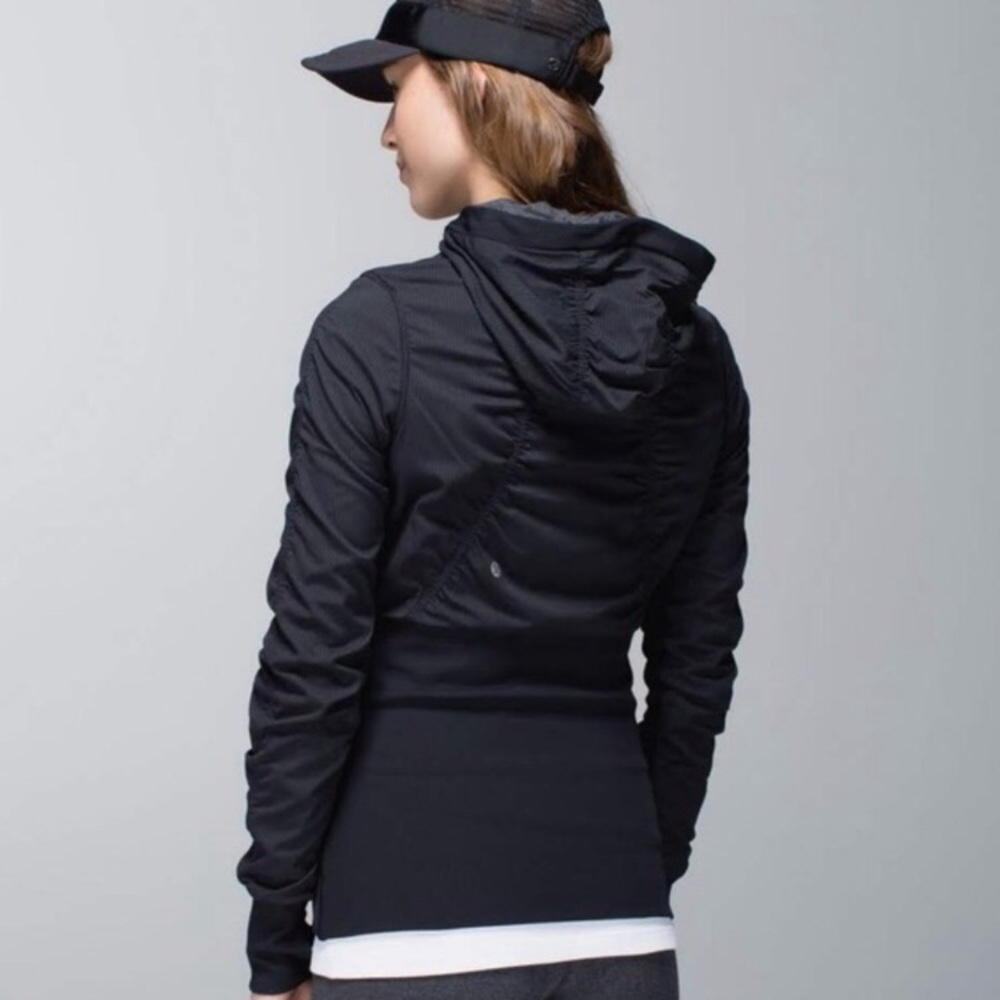 RARE LULULEMON dance studio jacket!!