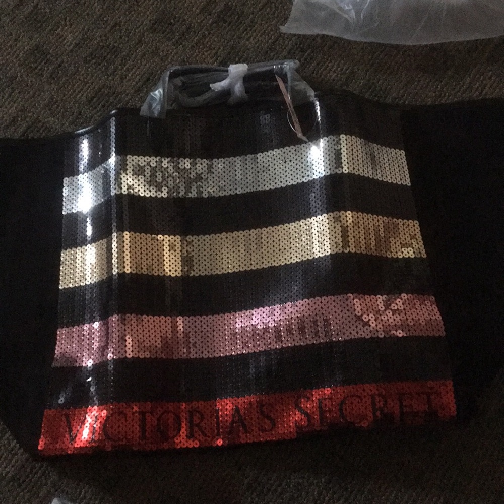 NWT Victoria’s Secret limited edition tote combo