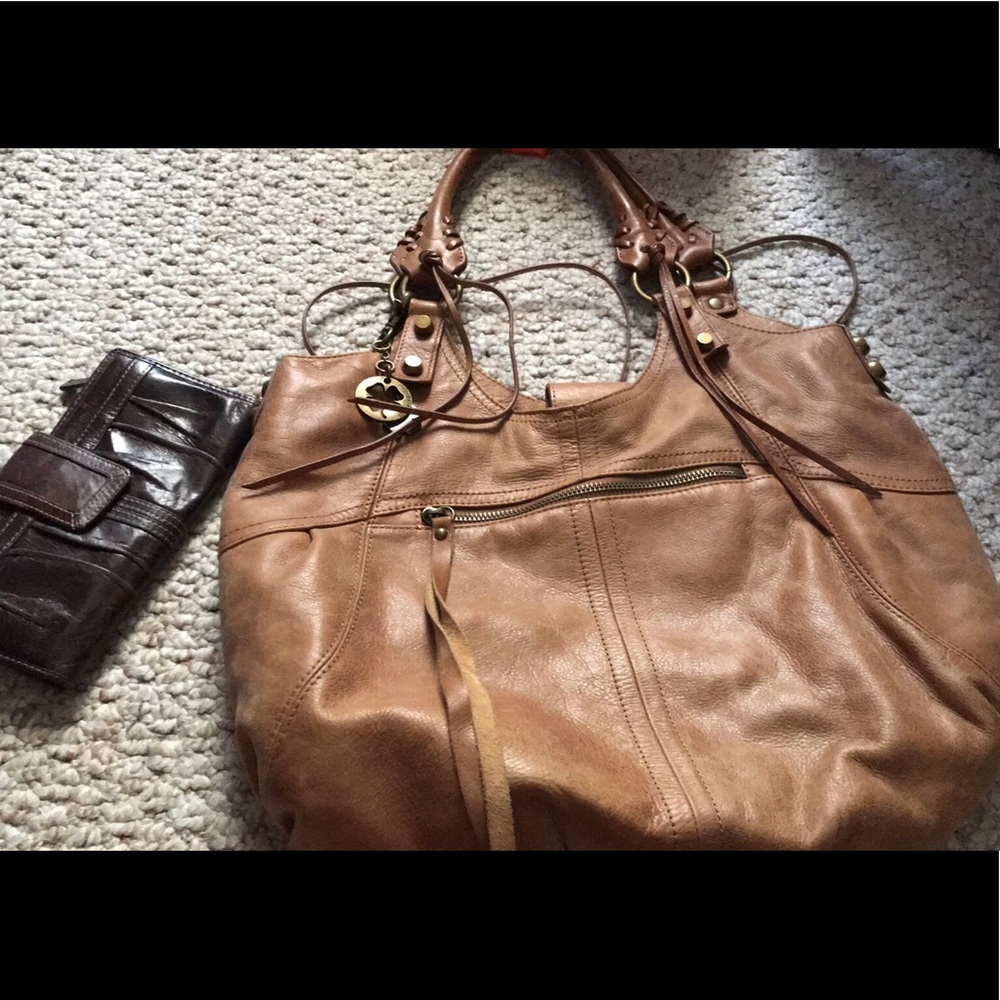 Lucky brand purse carried one time
