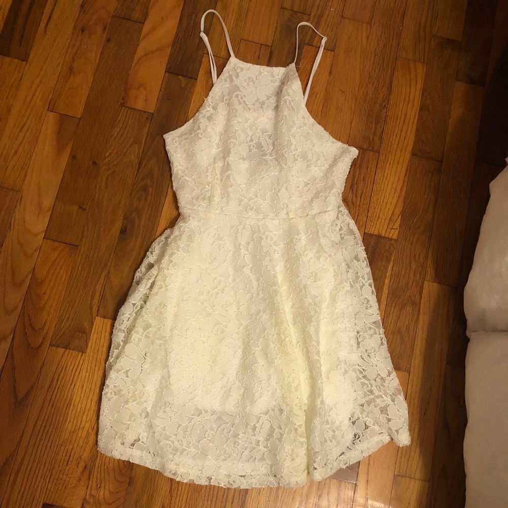 White lace dress