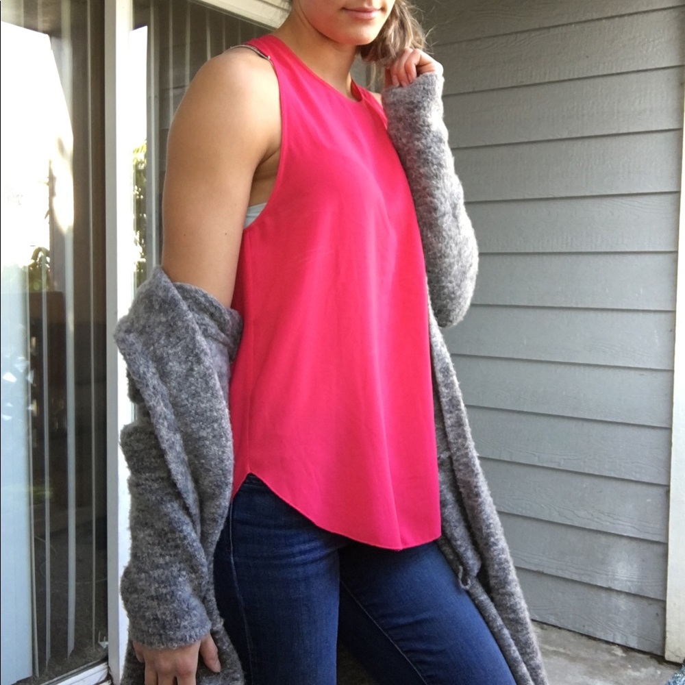 NWOT Wilfred Sleeveless Blouse