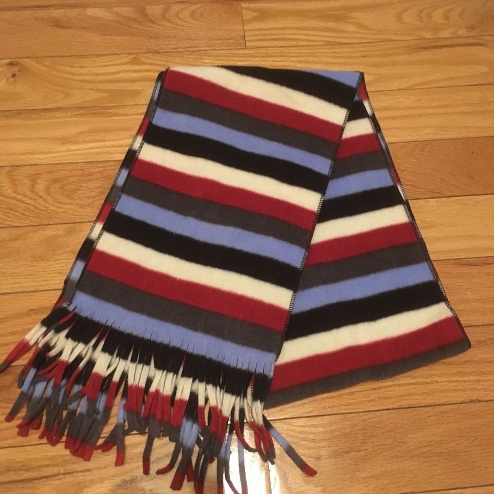 Fleece scarf