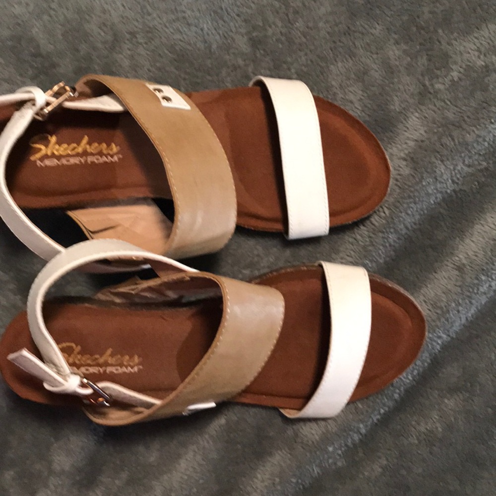 Sketchers women’s wedge sandal size7