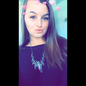 Meet your Posher, Siera