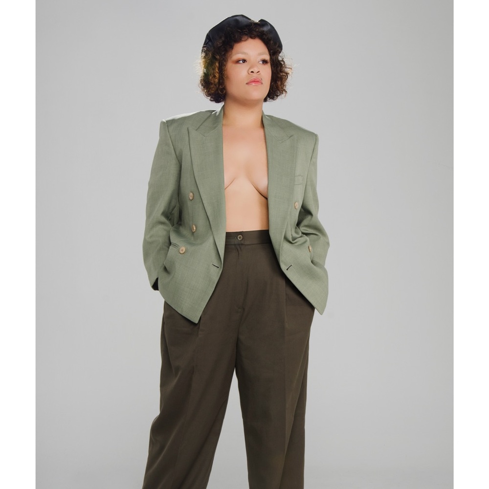 Suit jacket - Picture 2 of 3