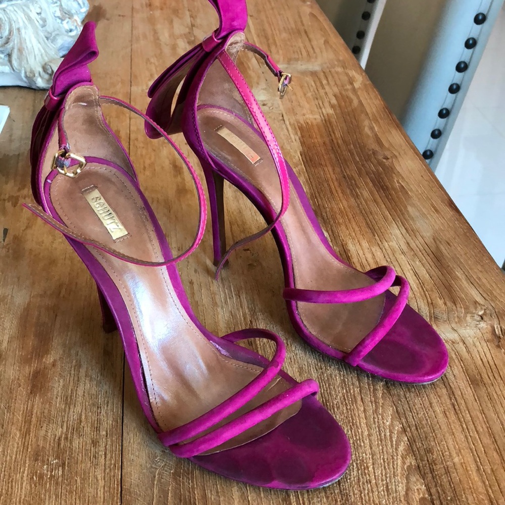 Fuschia Stilletos