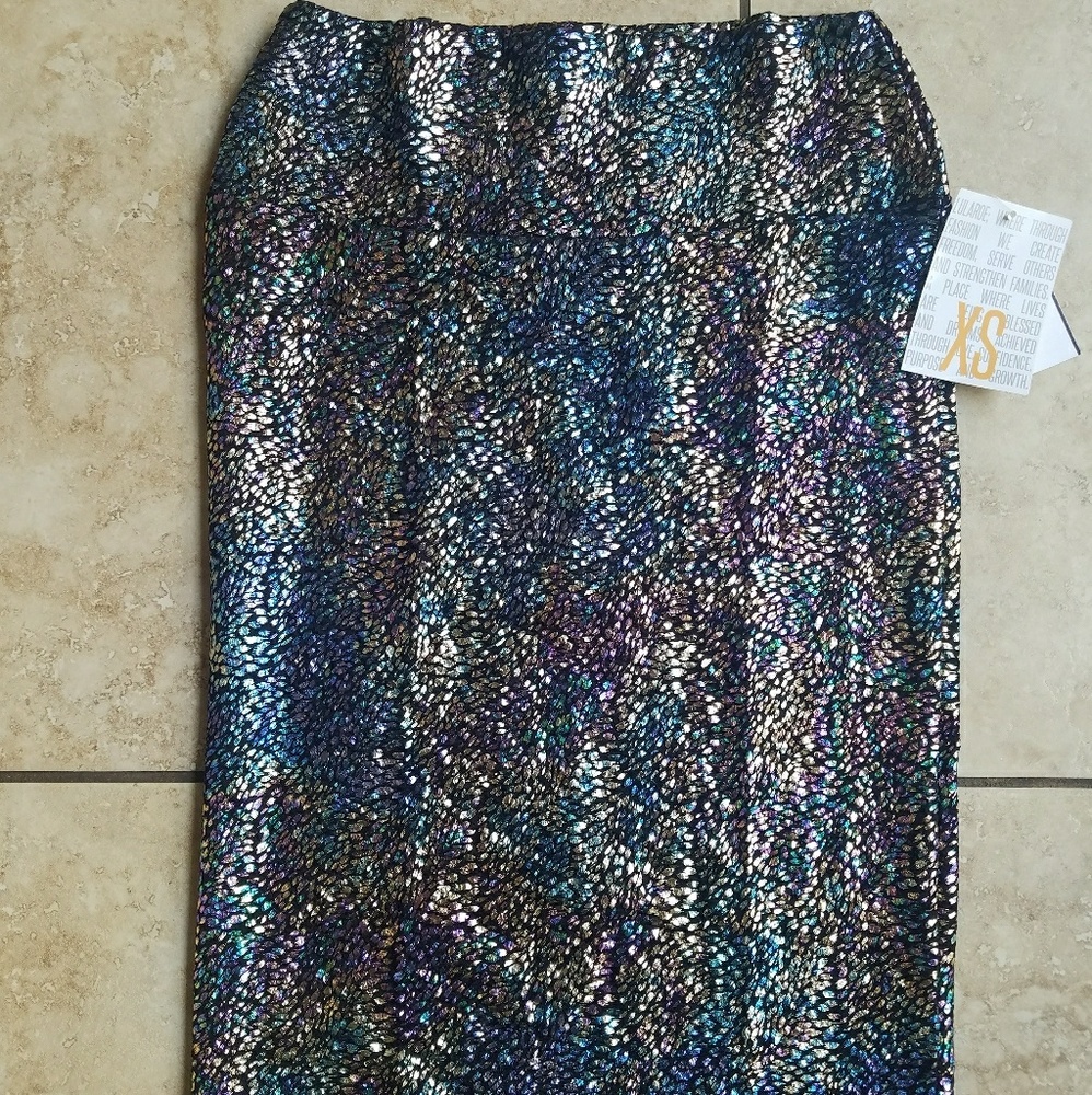 Lularoe Elegant Cassie Skirt