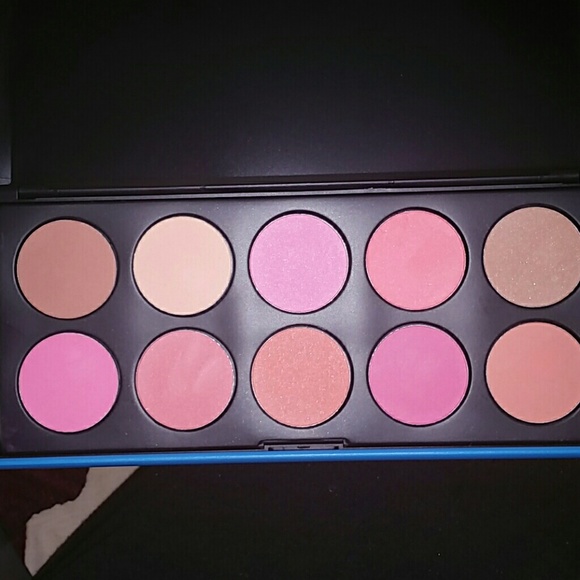 BH Cosmetics Blush Palette - Picture 3 of 4