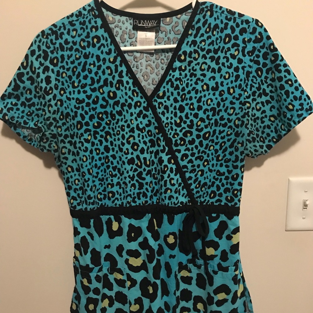 Scrub Top