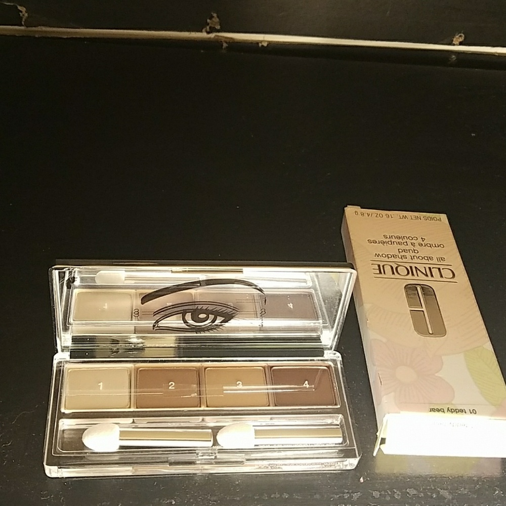 clinique eyeshadow palette