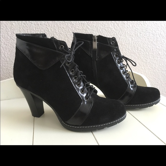 Black suede booties - Picture 3 of 4