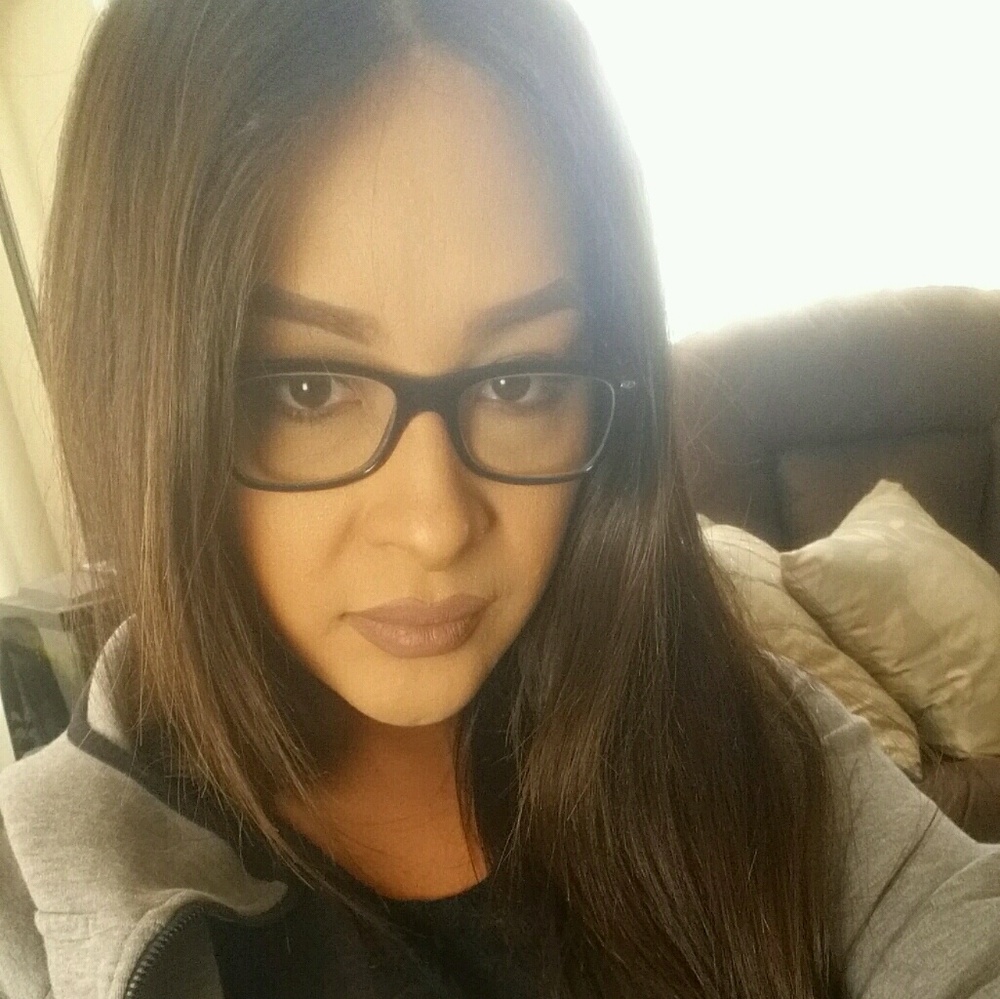 Meet your Posher, Aurora