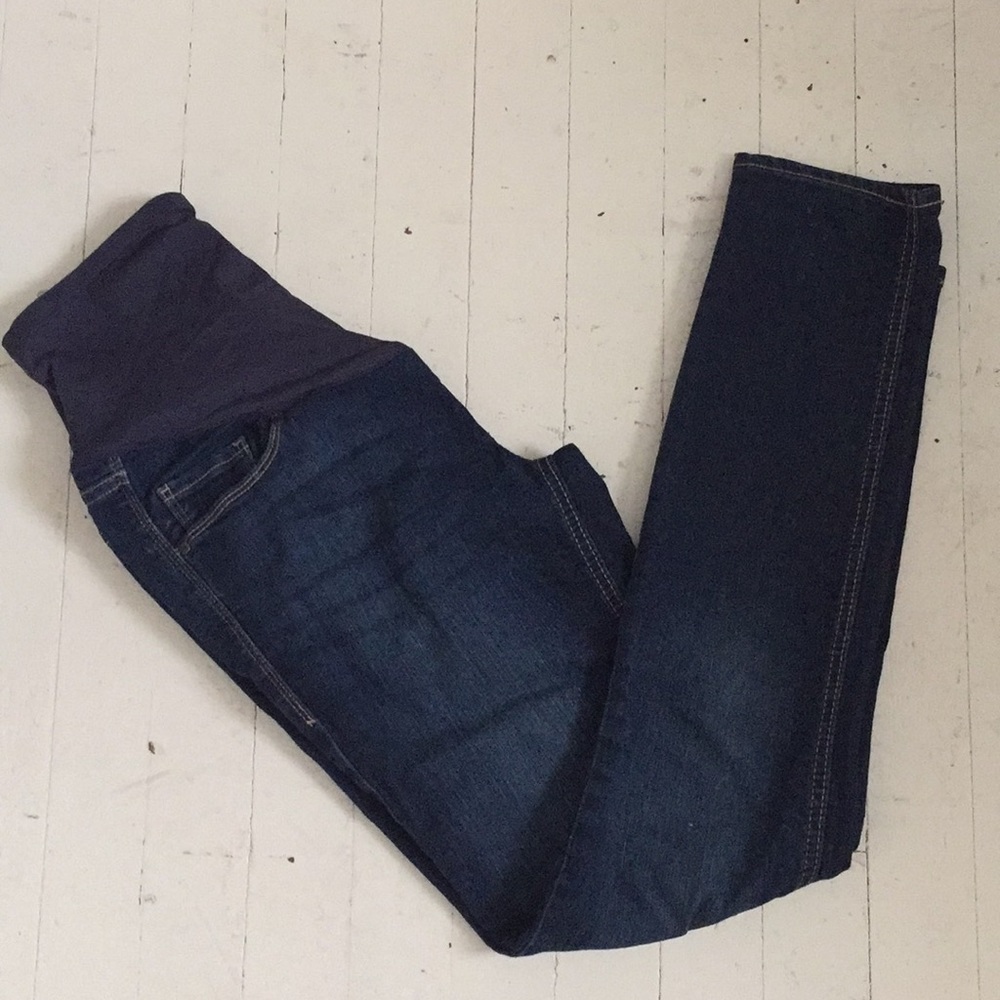 Old navy maternity jeans size 4