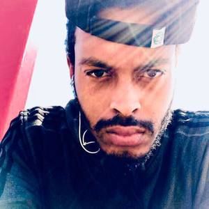 Meet your Posher, Deandre