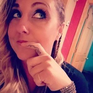 Meet your Posher, Chrissy