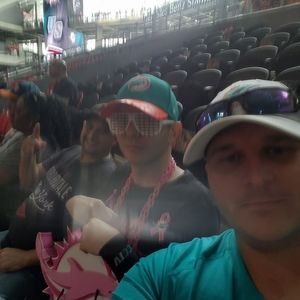 Meet your Posher, Delos