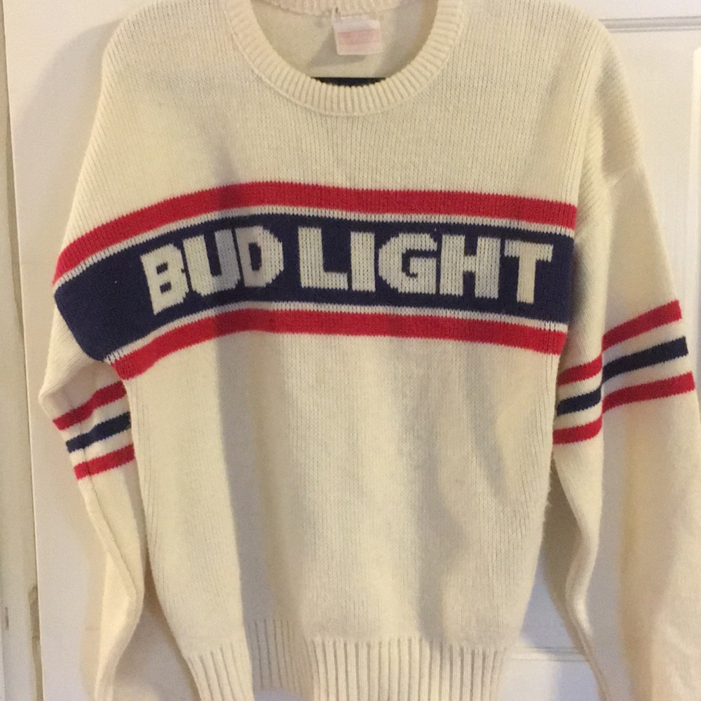 SOLD ✅: Vintage Bud Light knit sweater