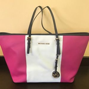 AUTHENTIC Michael Kors jet set striped tote