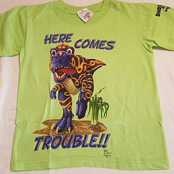 Bundle of 4 t.shirt bundle size 4t and 5t used in good condi - Picture 2 of 5