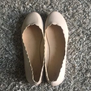 Lauren Conrad scalloped flats
