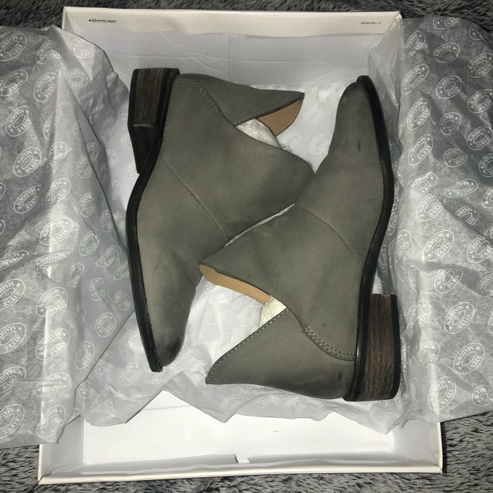Steve Madden booties Grey Wila