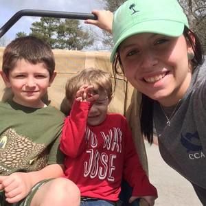 Meet your Posher, Hayley