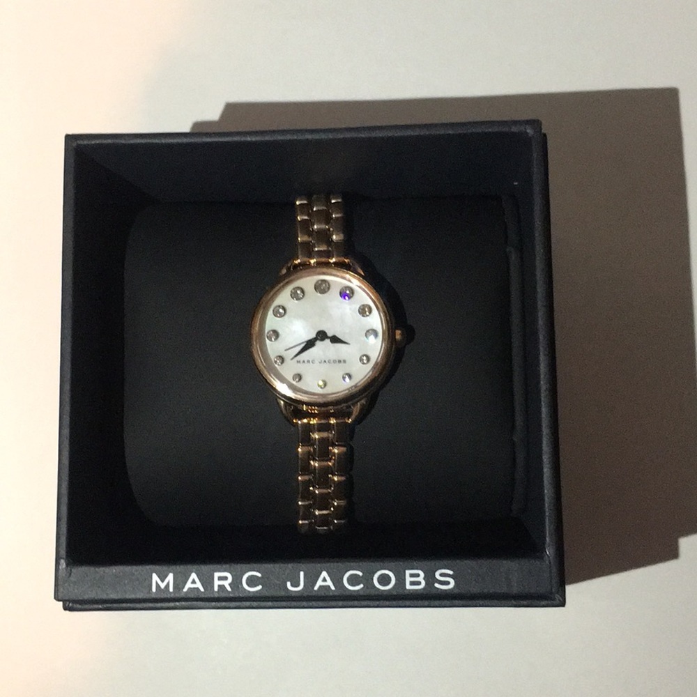 Marc Jacobs Betty watch rose gold brand new