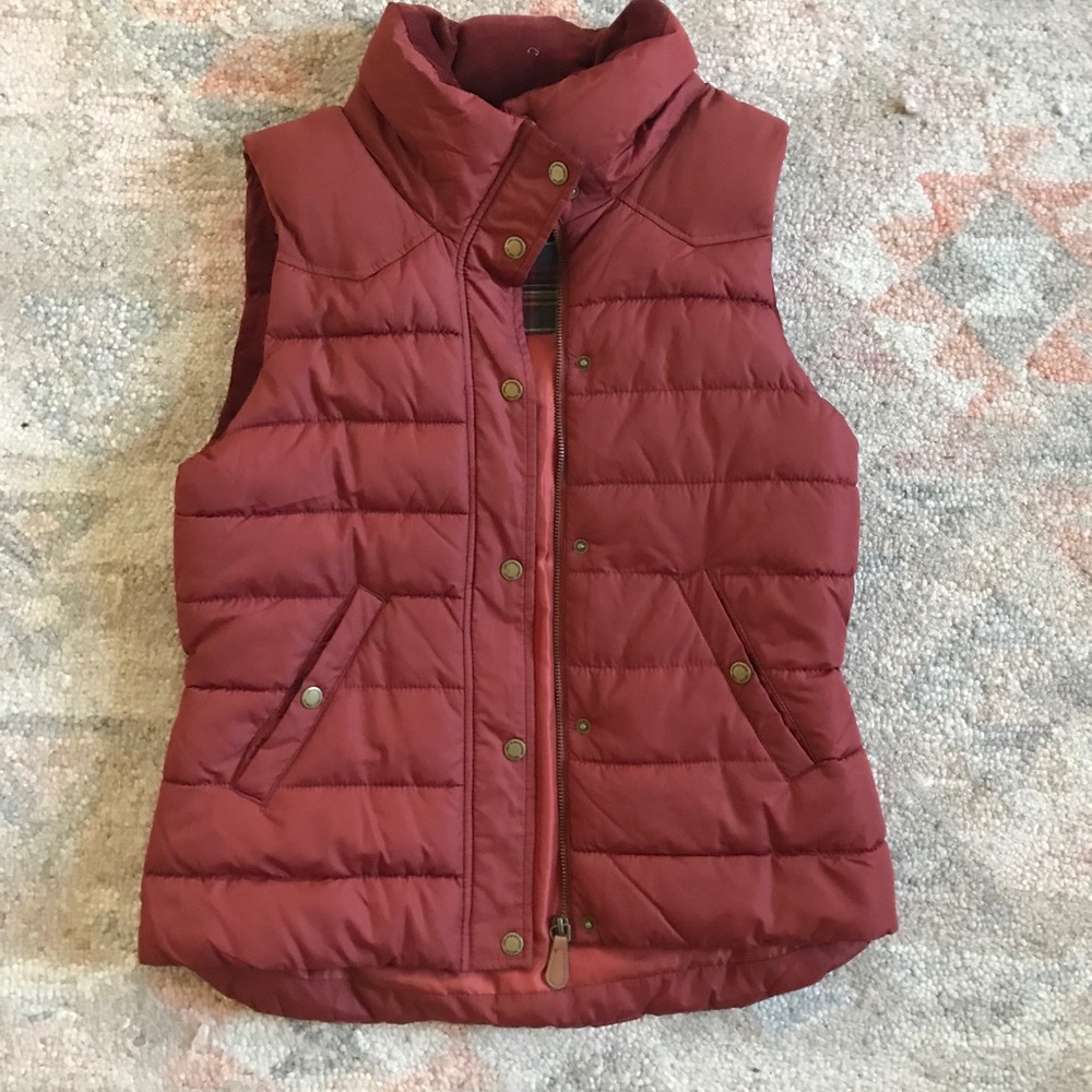 H&M Red puffer vest with hood