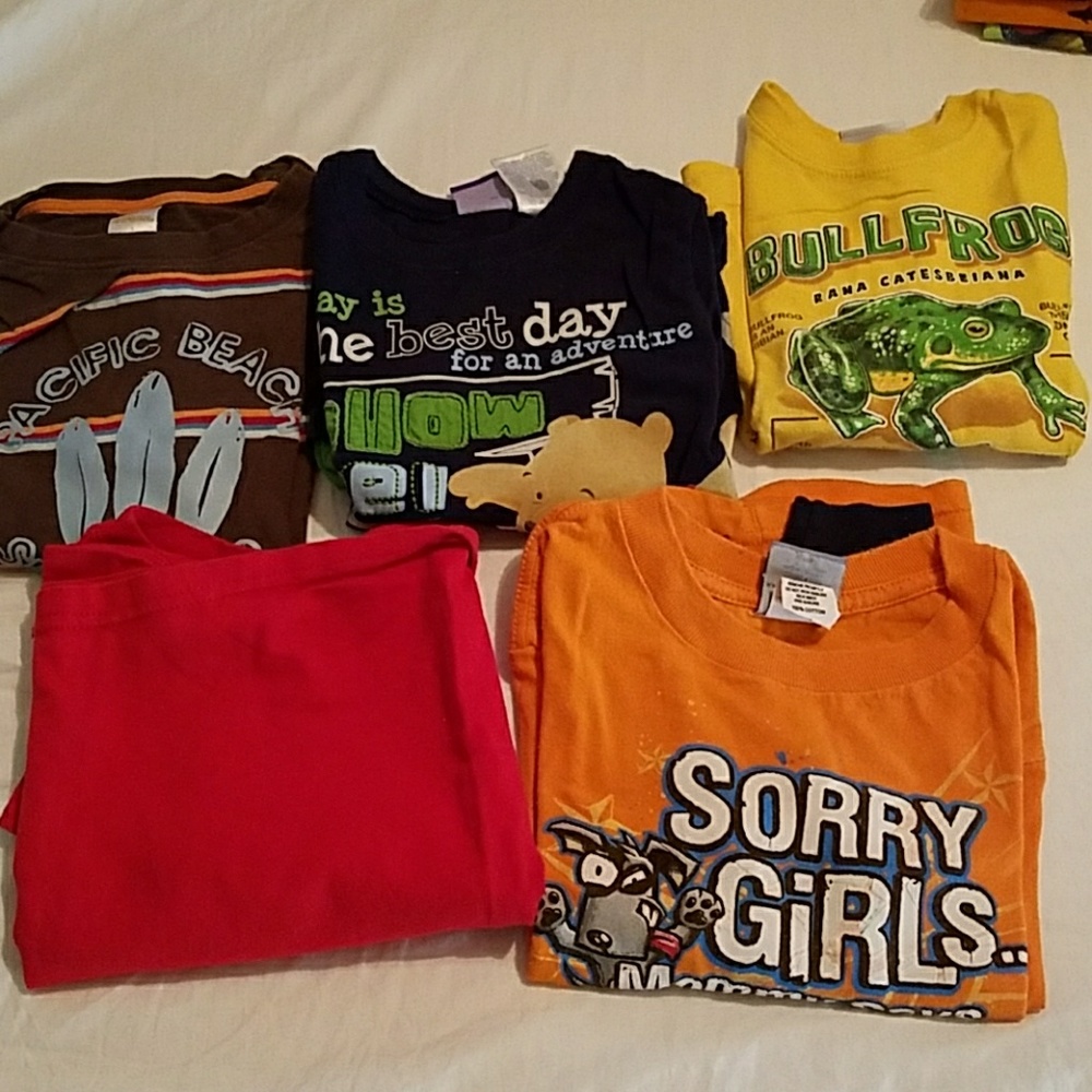 5 t.shirt bundle size 4t and 5t used in good condi