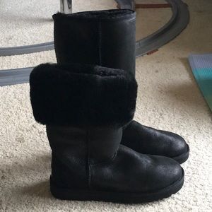 Ugg classic tall boots