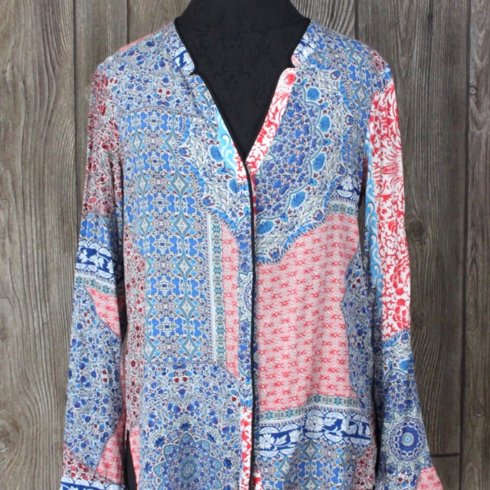 Sanctuary M size Blouse Blue White Red Floral