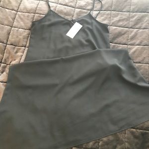 Uniqlo midi black camisole dress
