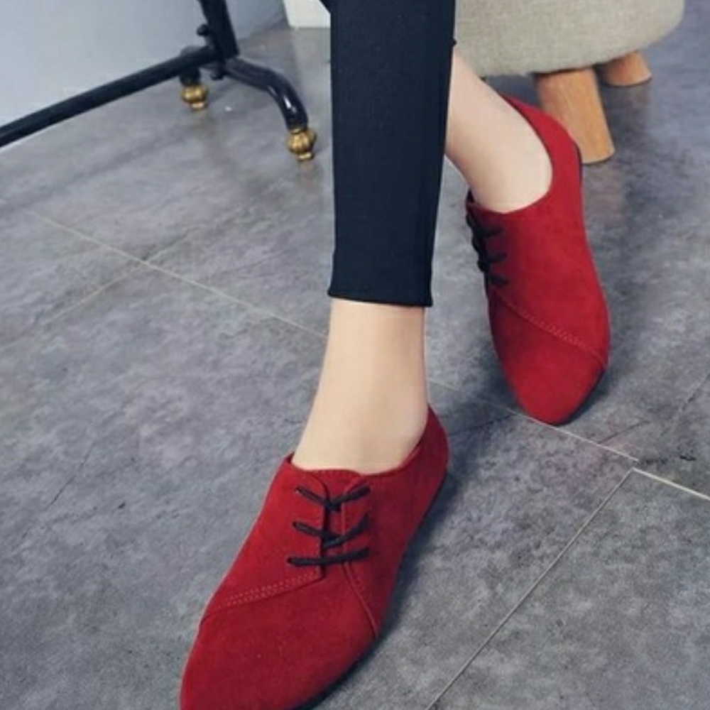 Women's shoes size 9