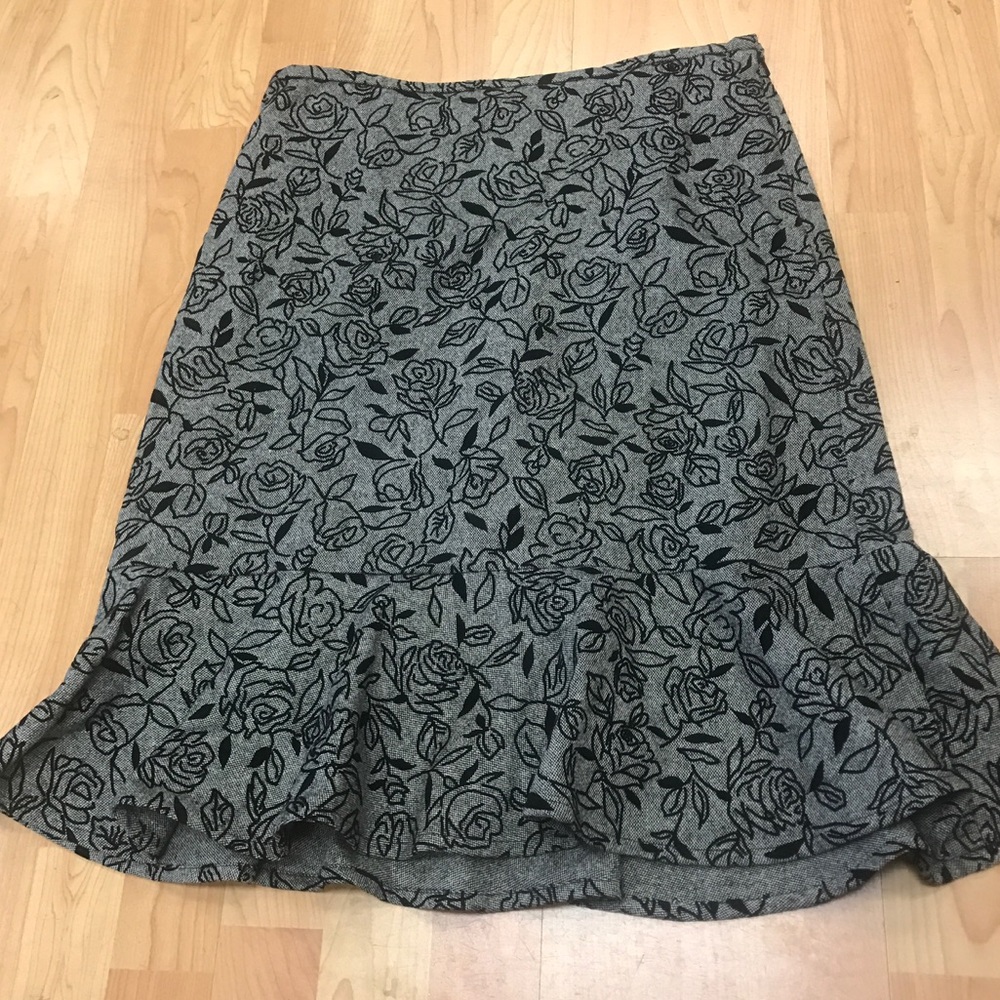 Loft twill wool skirt