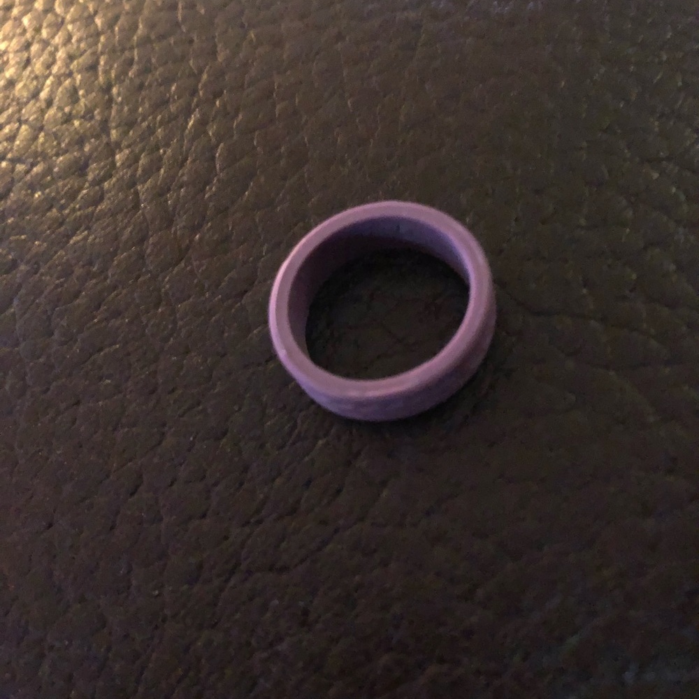 Lilac QALO ring - Picture 2 of 4