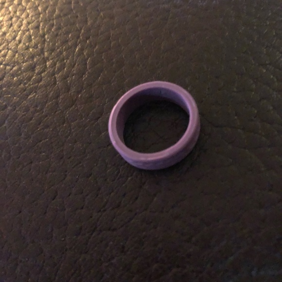 Lilac QALO ring - Picture 2 of 4