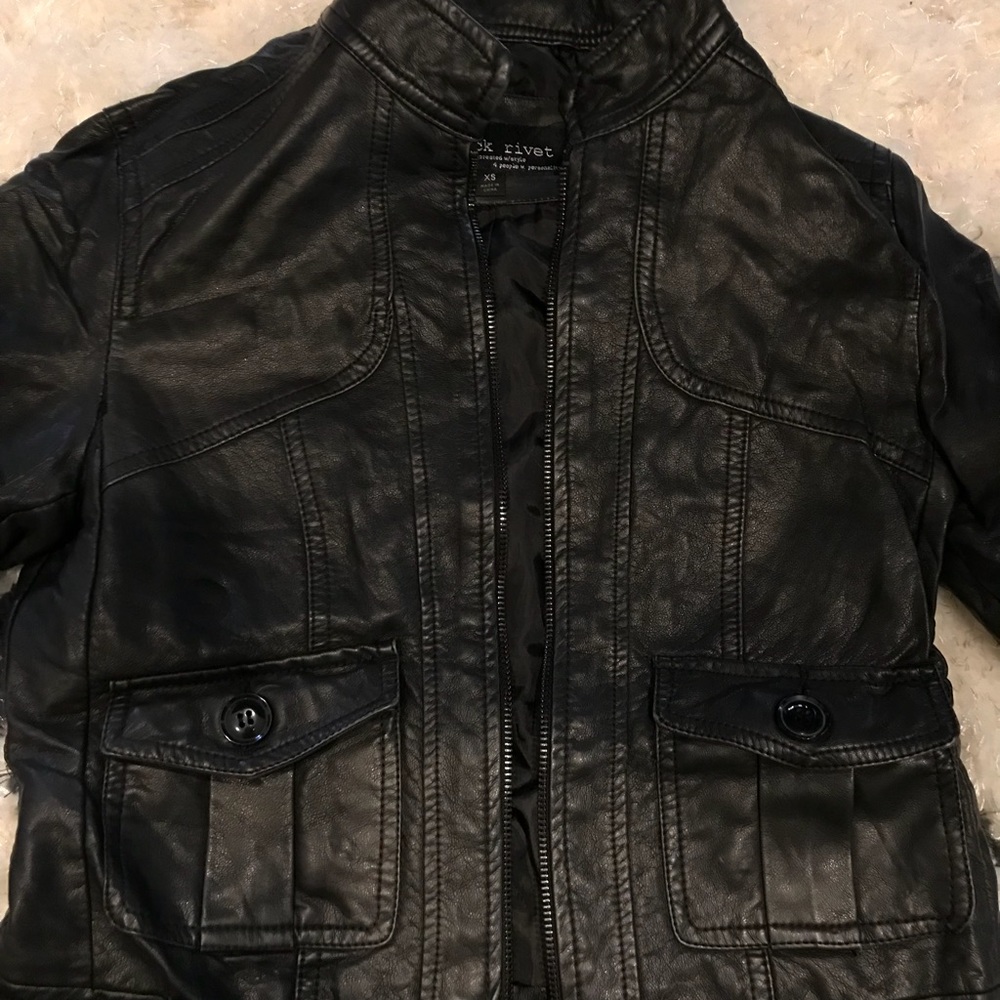 Jacket - Picture 3 of 4