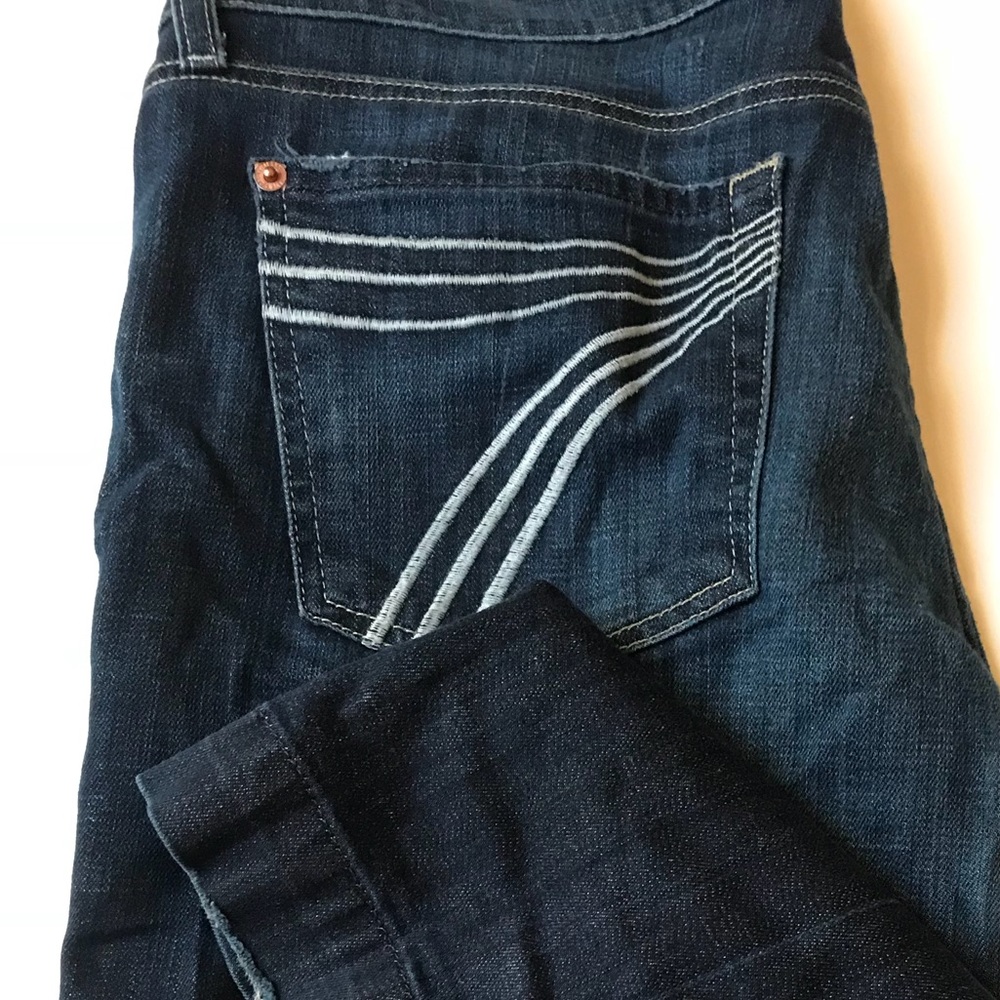 Retro style denim • 33” Inseam