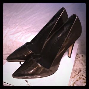 Alice and Olivia Shoes