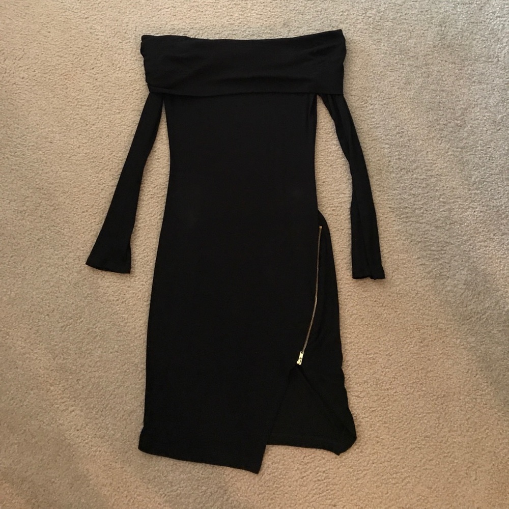 NWOT Off the shoulder sweater dress