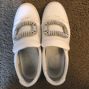 Roger vivier slip on