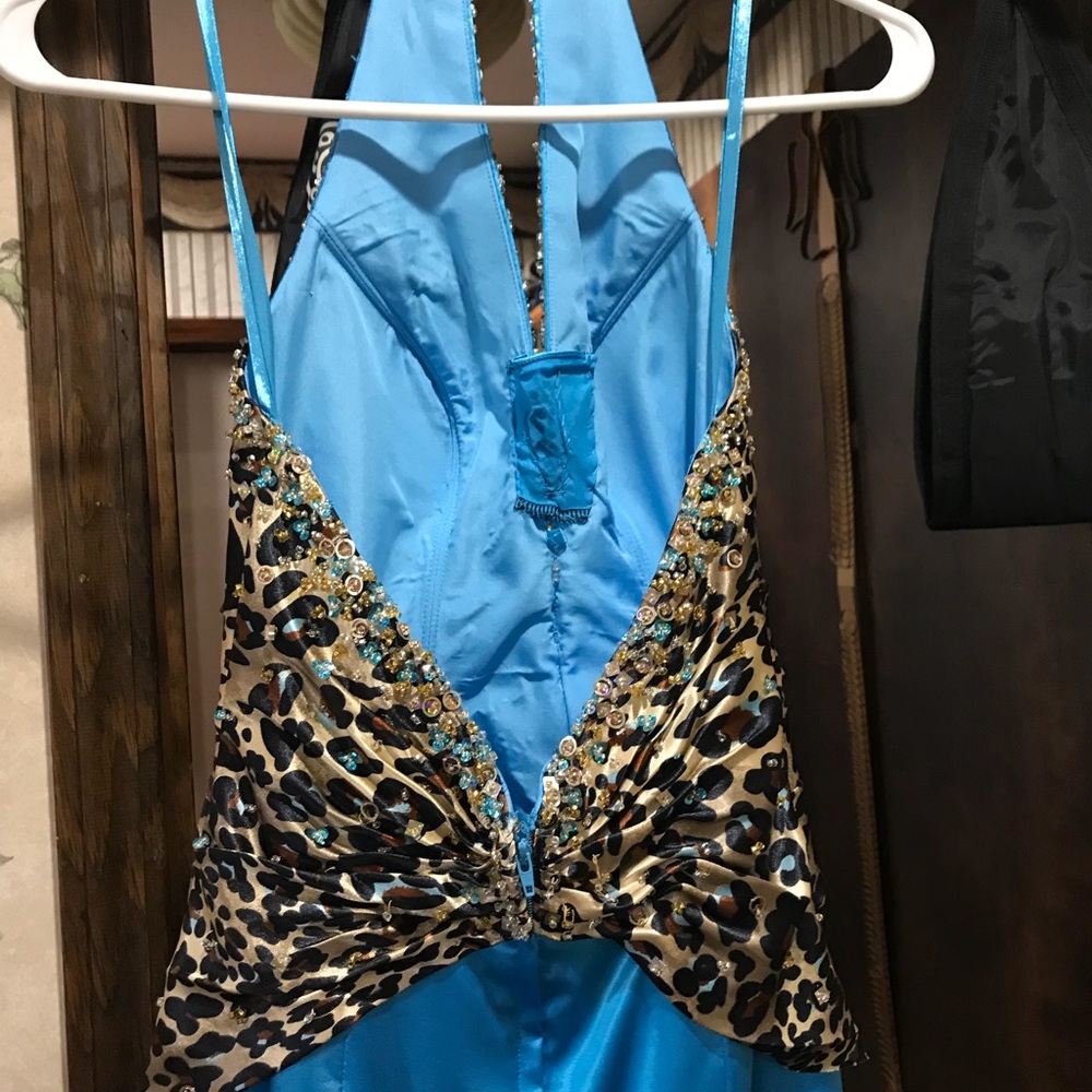 Prom dress - Picture 3 of 5