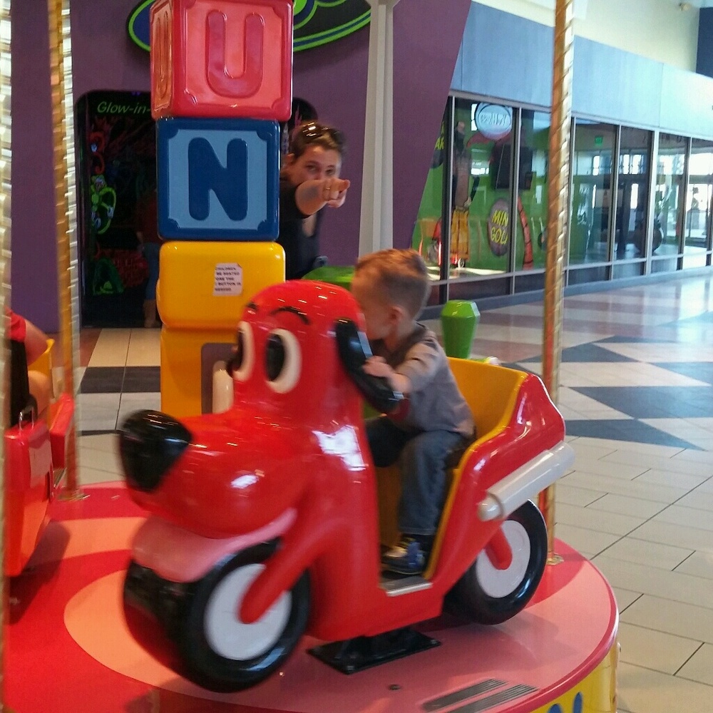 Meet your Posher, Brenda