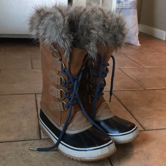 Sorel Shoes - Sorel furry winter boots