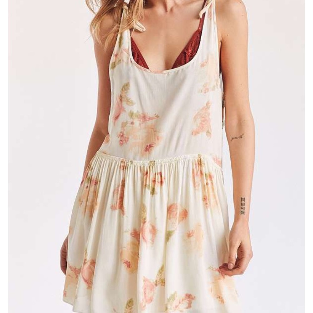UO Shirley shoulder tie babydoll dress