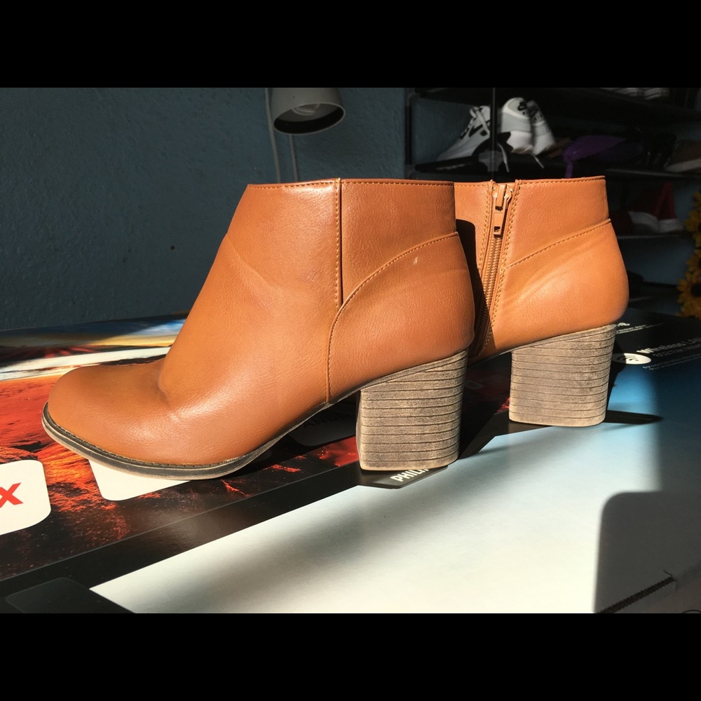 Forever 21 booties