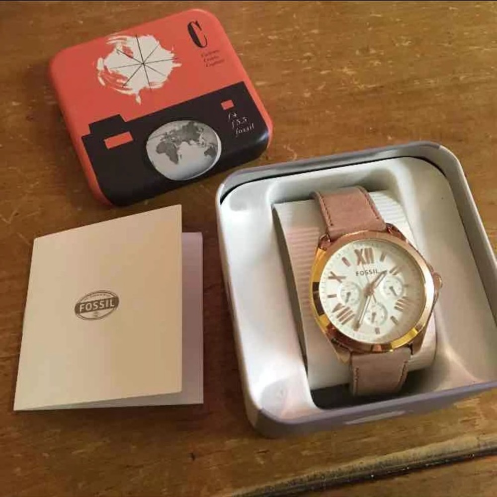 Fossil watch 🍂