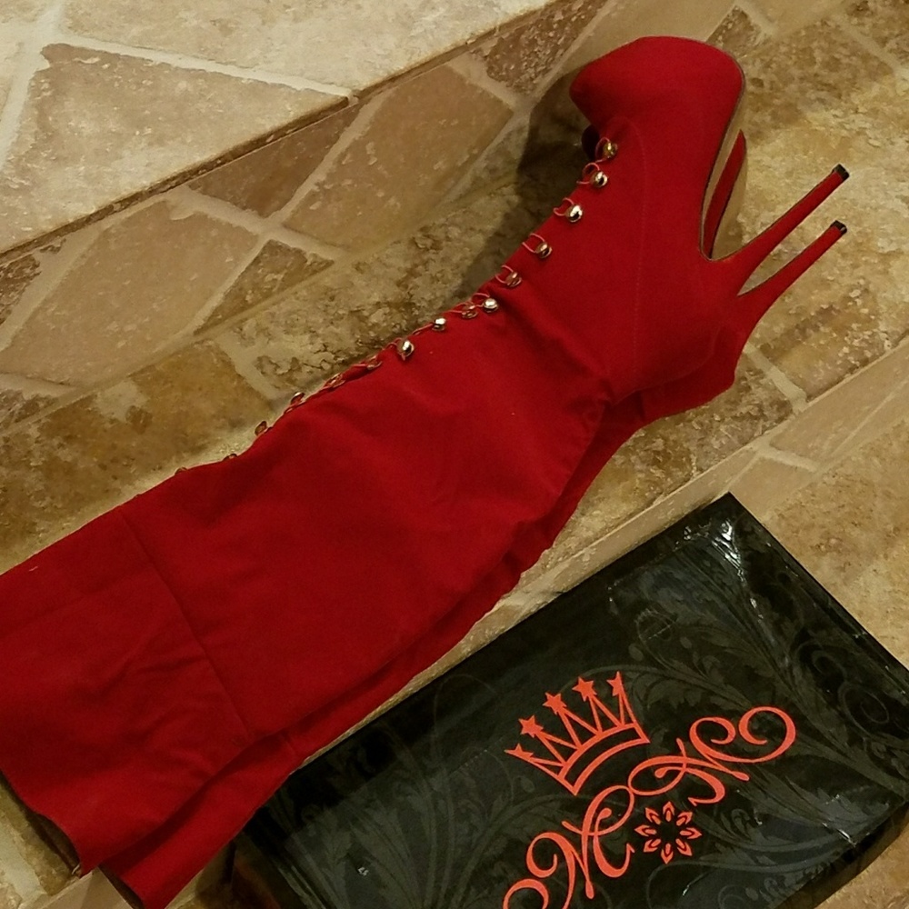 New Red Fashion size 10 thigh high boots